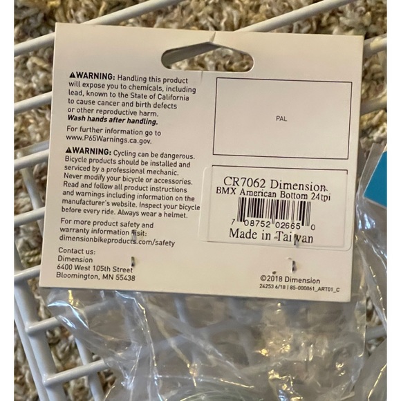 3 New Dimension BMX American bottom bracket for one-piece cranks - Picture 2 of 2